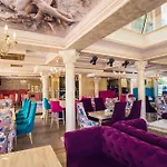 Hotel Avenue Deluxe