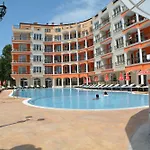 Avenue Deluxe 4*