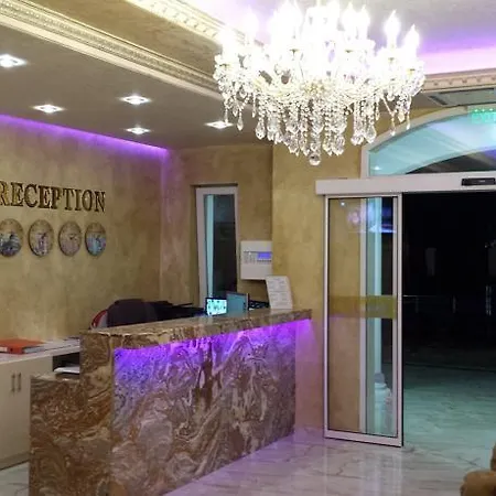 Avenue Deluxe Slăntjev Brjag