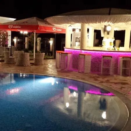 Avenue Deluxe Hotell Slăntjev Brjag