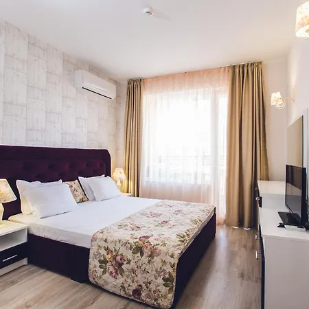 Hotell Avenue Deluxe Slăntjev Brjag