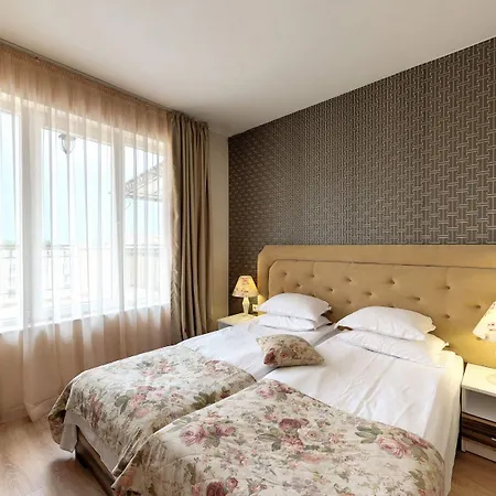 Avenue Deluxe Slantschew brjag