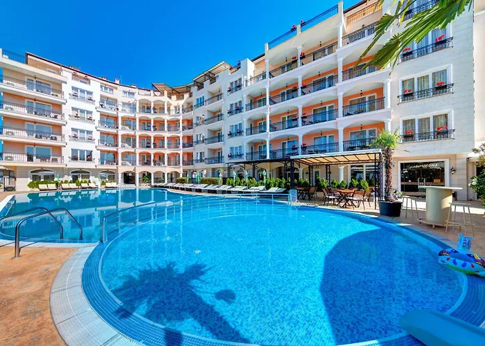 Avenue Deluxe Hotel 4*