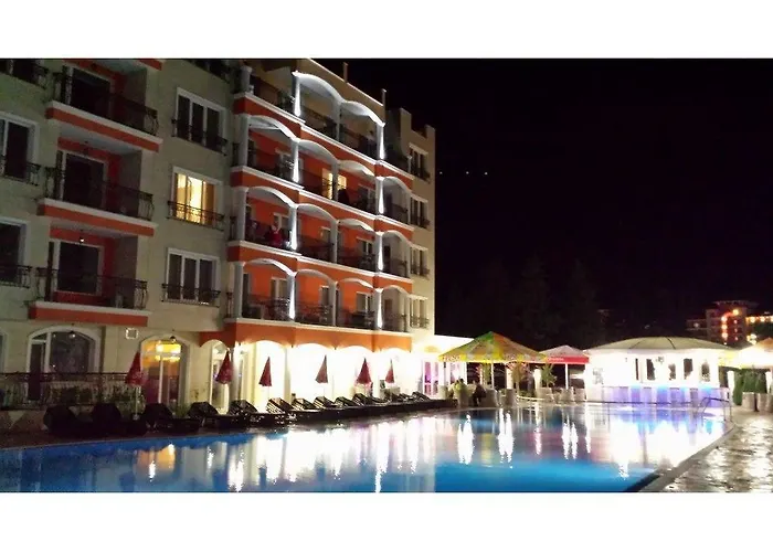 Avenue Deluxe 4*