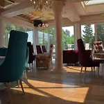 Avenue Deluxe 4*