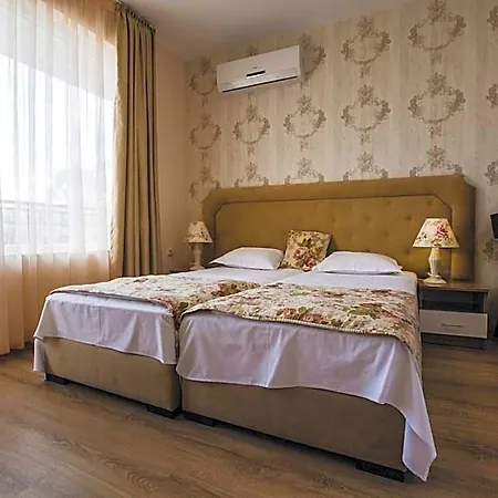 Avenue Deluxe Hotel Slantchev Briag