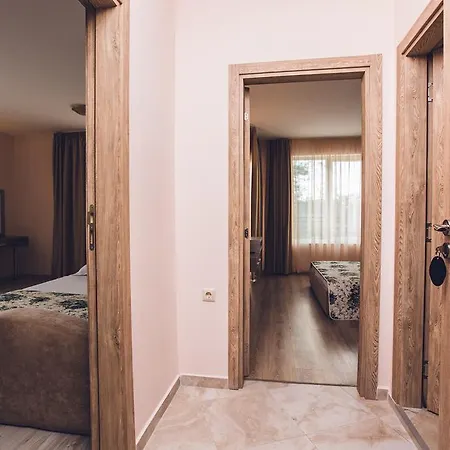 Hotel Avenue Deluxe Slantchev Briag