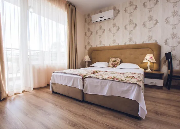 Avenue Deluxe Sluneční pobřeží