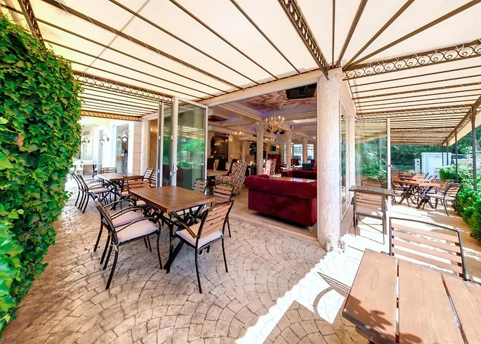 Avenue Deluxe Hotel Sluneční pobřeží