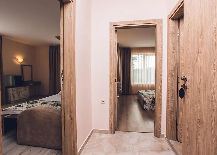 Hotel Avenue Deluxe Sluneční pobřeží