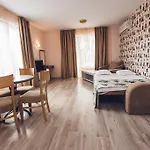 Хотел авеню делукс