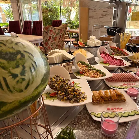 Avenue Deluxe 4* Σάνι Μπιτς