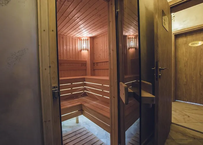 Отель Avenue Deluxe